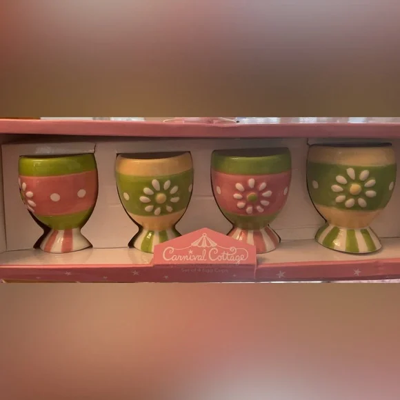 🐣🐣🐣BOGOHO 🐣🐣🐣Johanna Parker Carnival Cottage Egg Cups - Picture 2 of 7